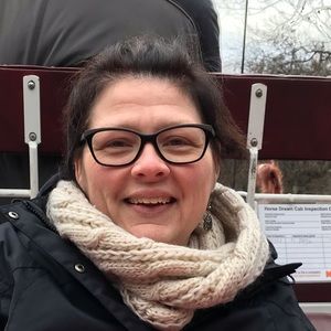 Meet your Posher, Lisa